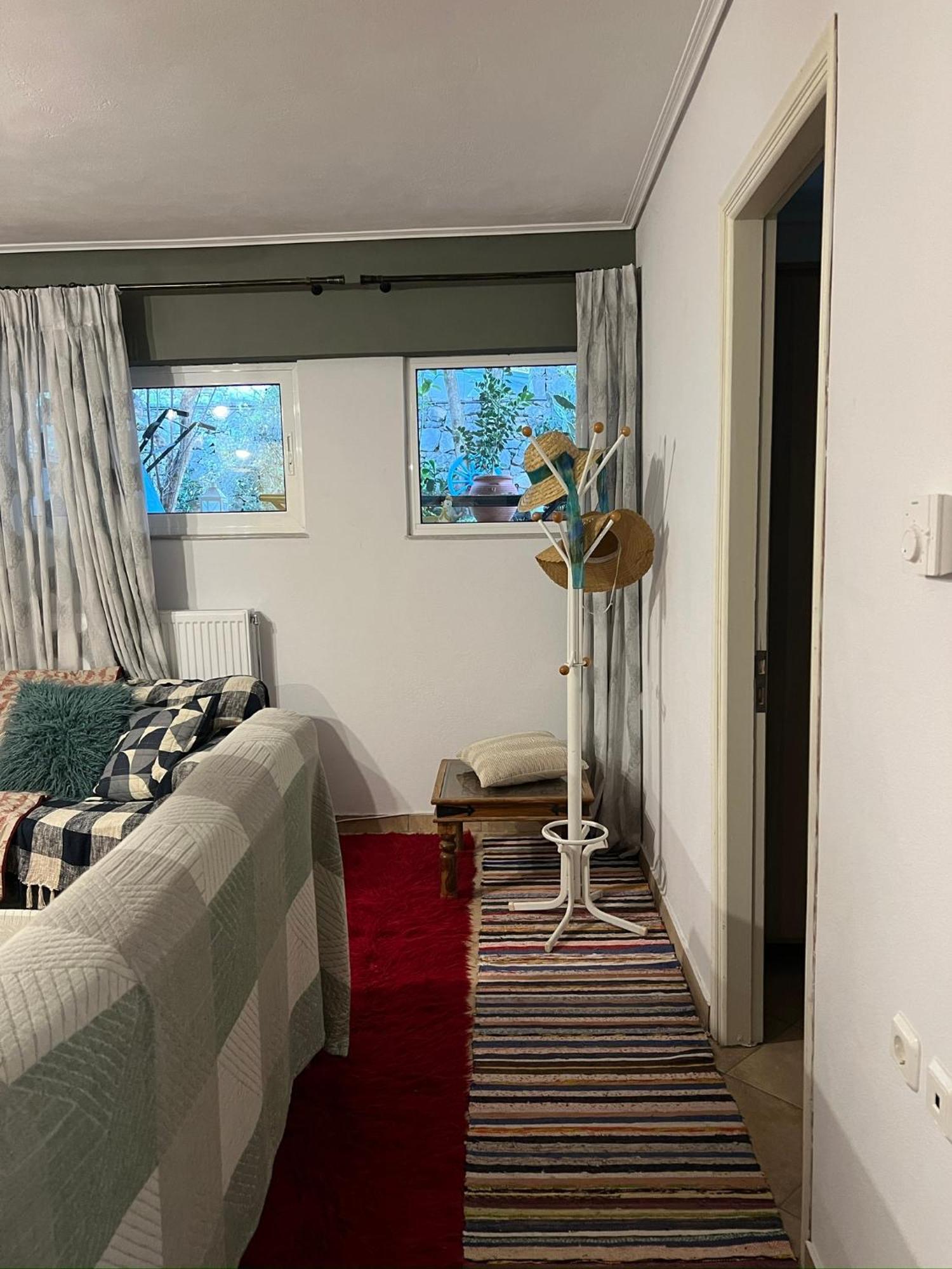 Alonaki House Apartman Amfíklia Kültér fotó